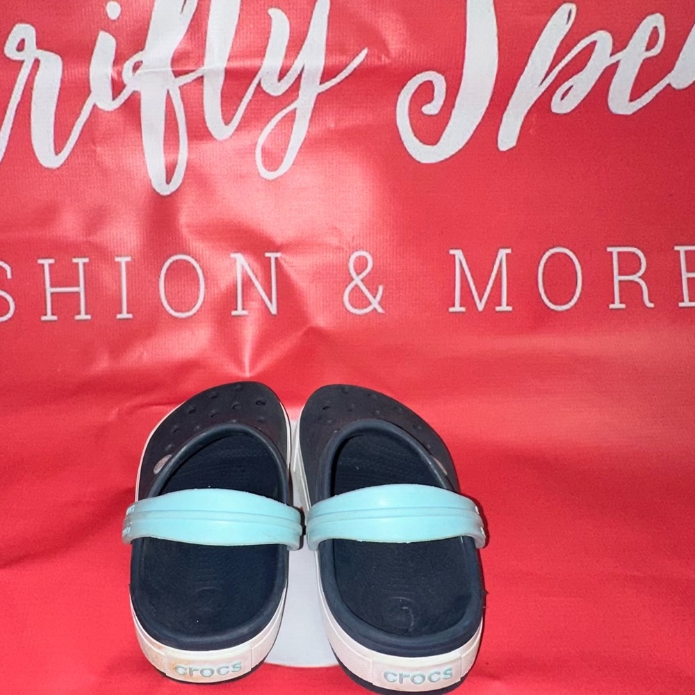 Crocs - Picture 3 of 5